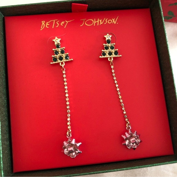 Betsey Johnson Gold Tone Christmas Tree, Cup Chain & Bow Drop Earrings NIB - Picture 8 of 12